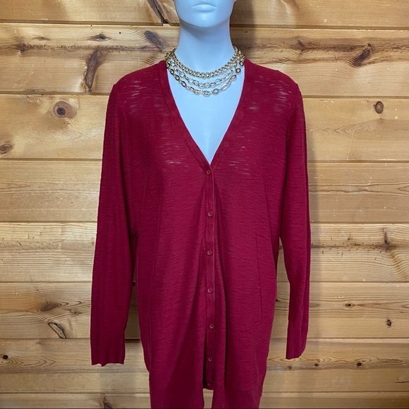 Maroon red burgundy cardigan sweater button torrid